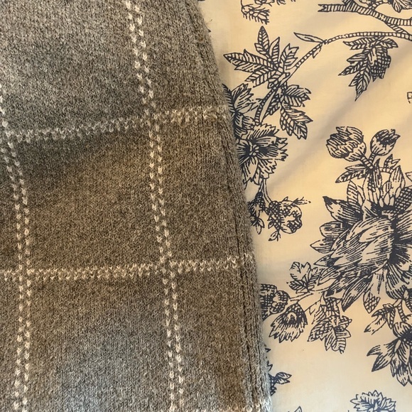 Sweater skirt - Picture 3 of 3